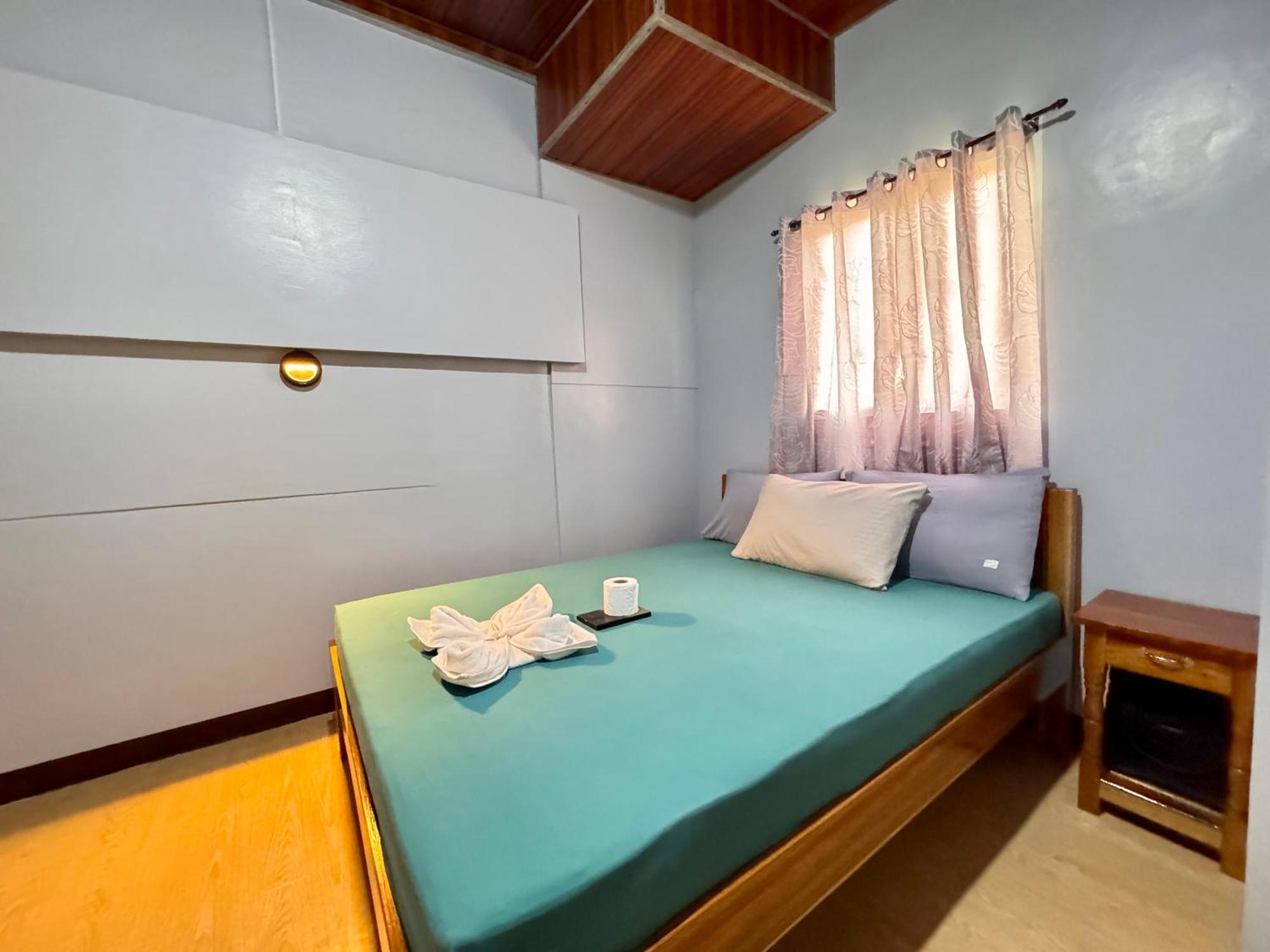 Nay Carmen Pension House Port Barton Itaytay ภายนอก รูปภาพ